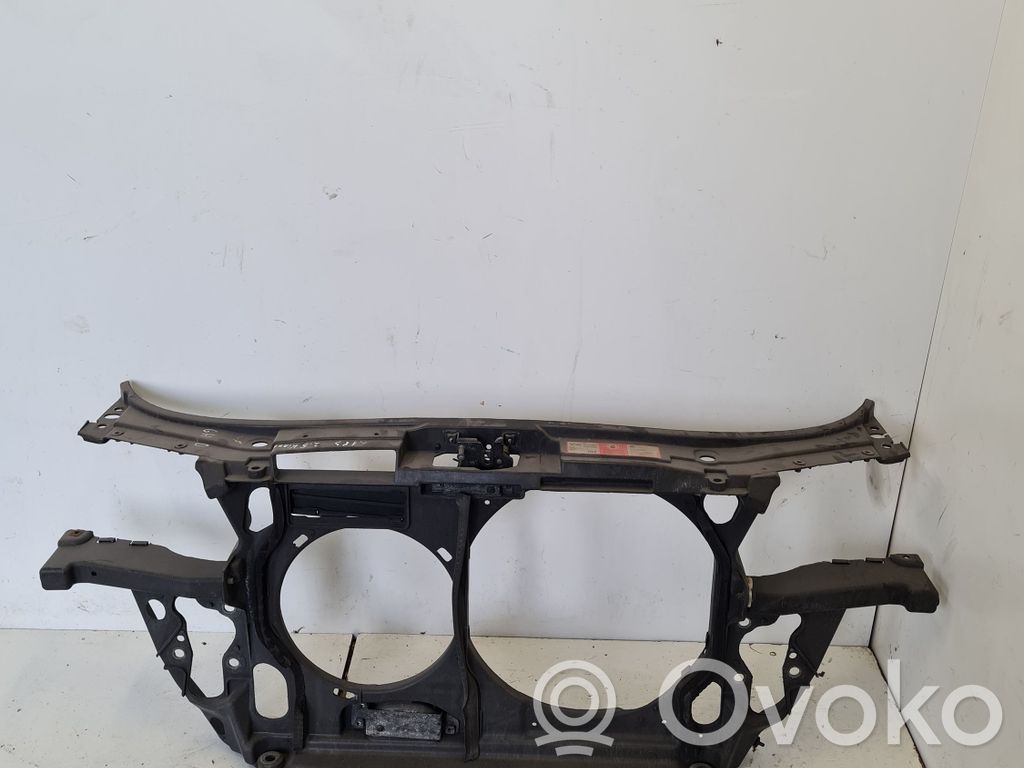 Audi A6 S6 C5 4B Radiatoru panelis 