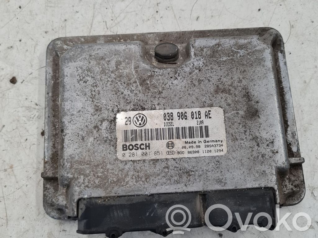Volkswagen PASSAT B5 Engine control unit/module 