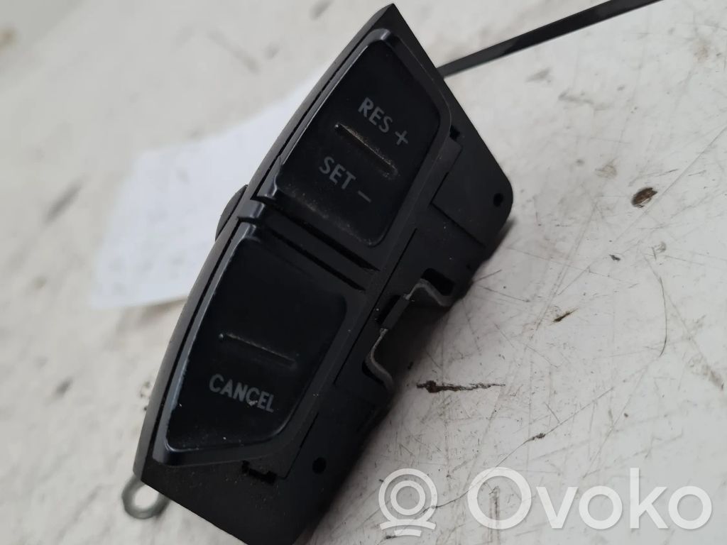 Volkswagen PASSAT B5.5 Мултифункционный включатель управления / ручка 