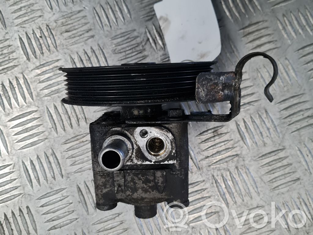 Pompa servosterzo   30665100