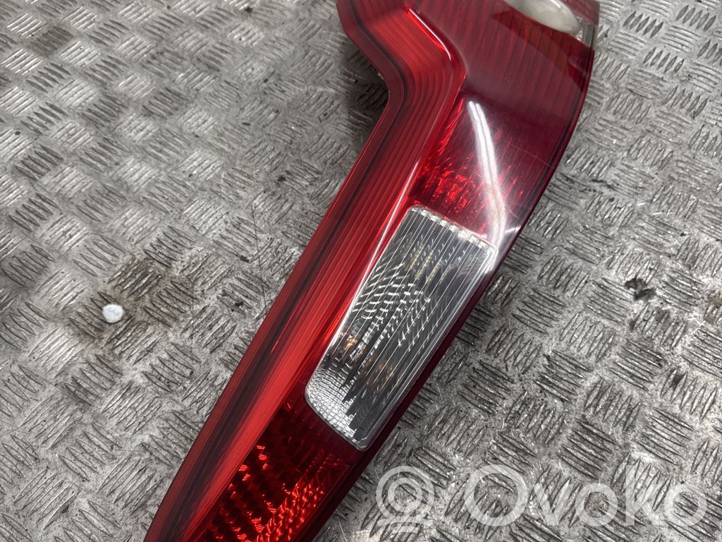 Rear/tail lights