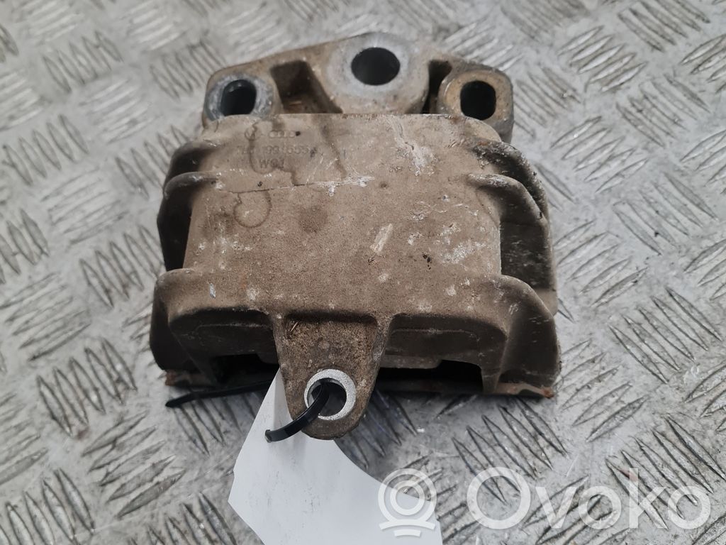 Engine mount bracket   7M3199555