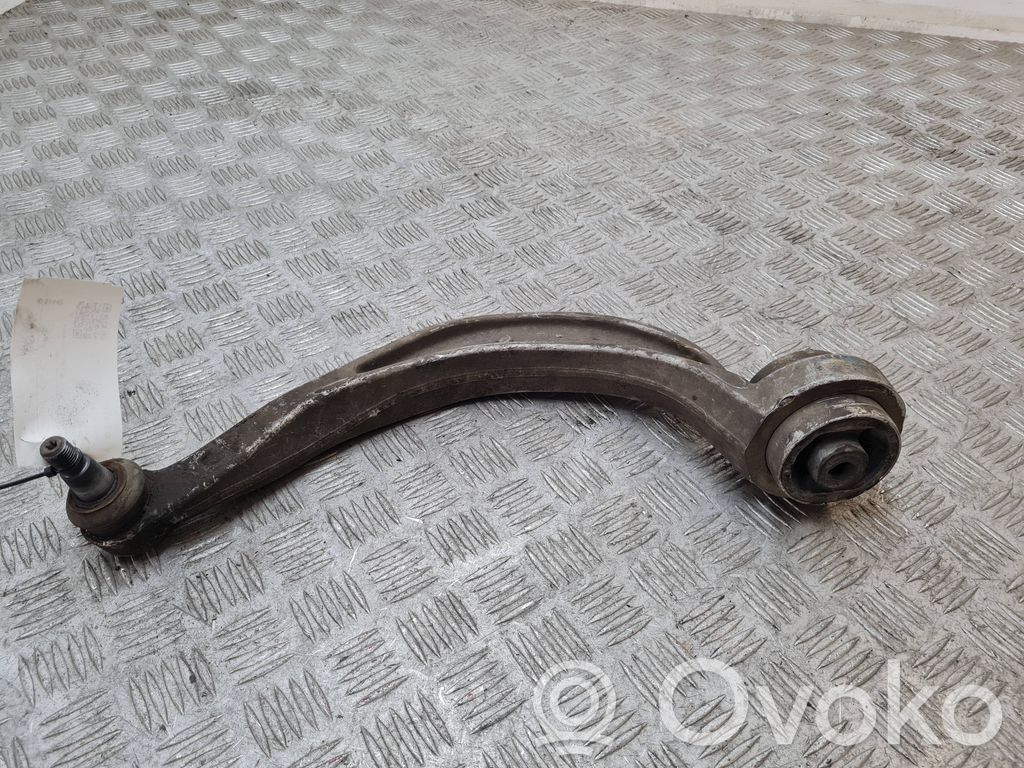Audi A4 S4 B8 8K Dolny wahacz przedni 