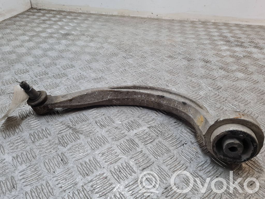 Audi A4 S4 B8 8K Dolny wahacz przedni 