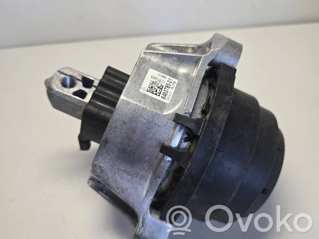 Engine mount bracket   8483785
