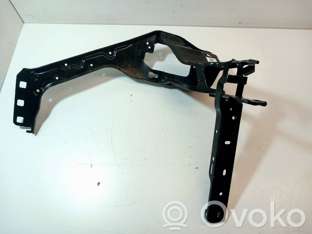 BMW X1 U11 Apdaila variklio dangčio spynos 