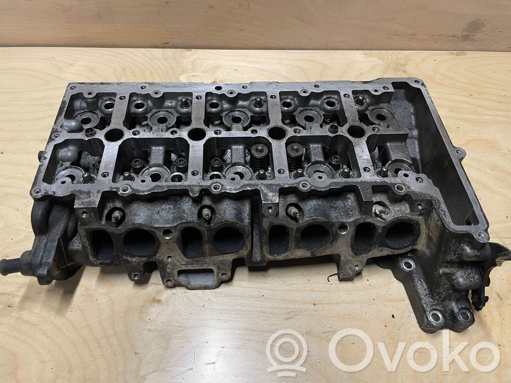 BMW X3 E83 Engine head 