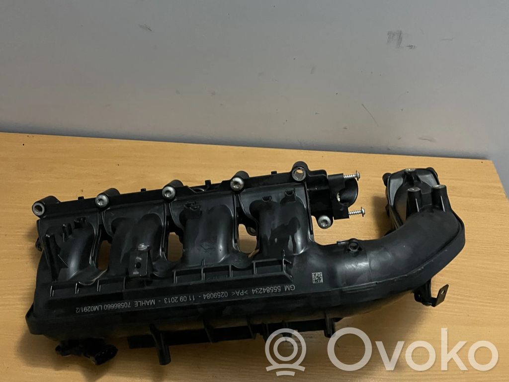Opel Astra J Kolektorius įsiurbimo 