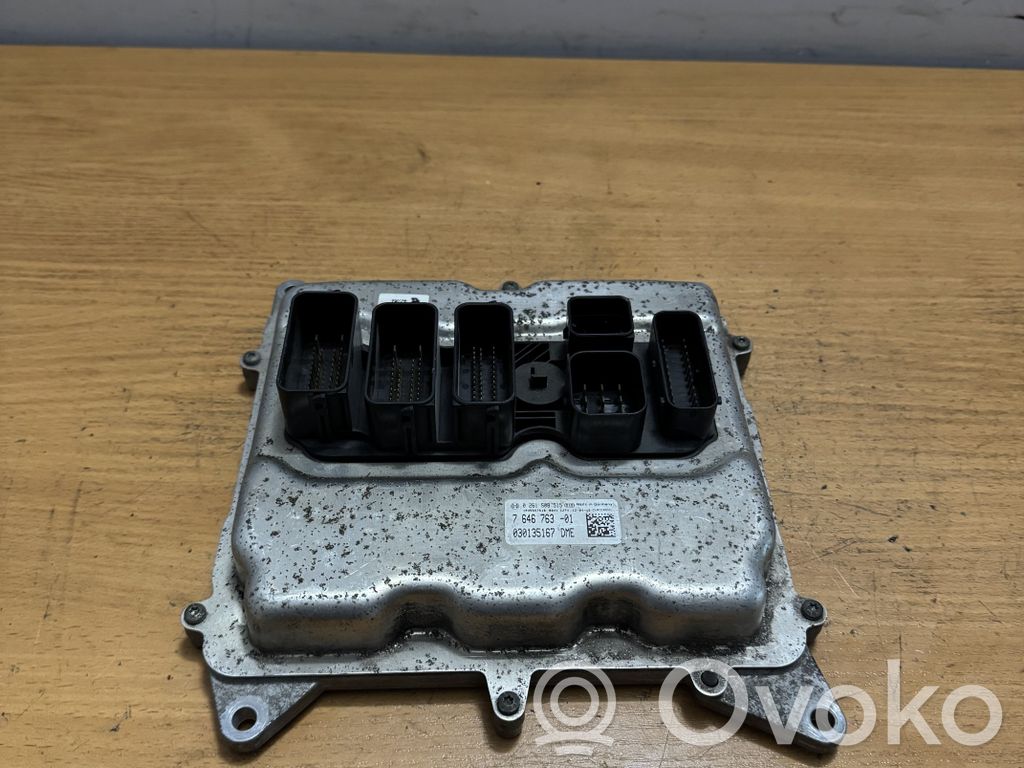 BMW 3 E90 E91 Unitate/modul de control motor 