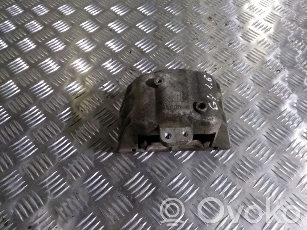 Volkswagen Golf IV Engine mount bracket 