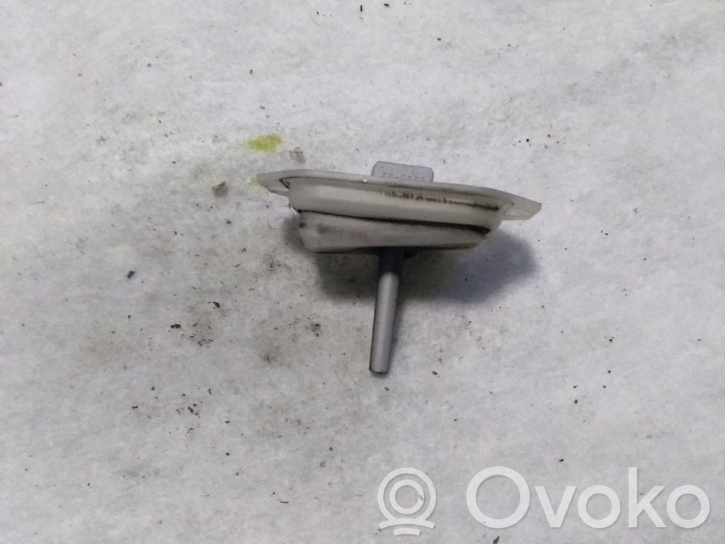 Interior temperature sensor   4A0819365