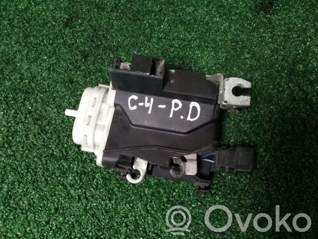 Audi A6 S6 C4 4A Zamek drzwi tylnych 