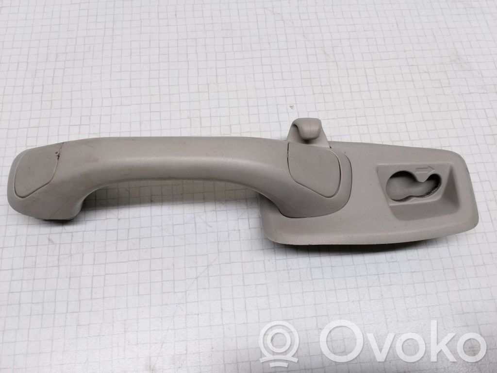 Volvo V70 Rankenėlė galinė 
