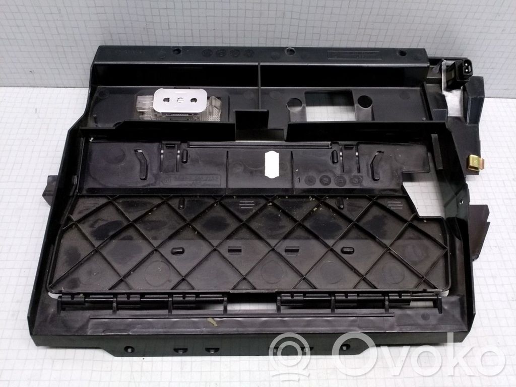 BMW 5 E39 Kita salono detalė 