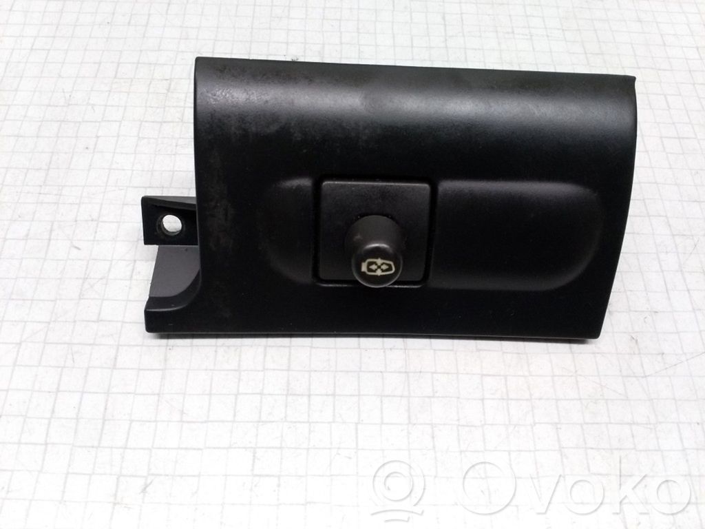 Citroen Xantia Wing mirror switch 