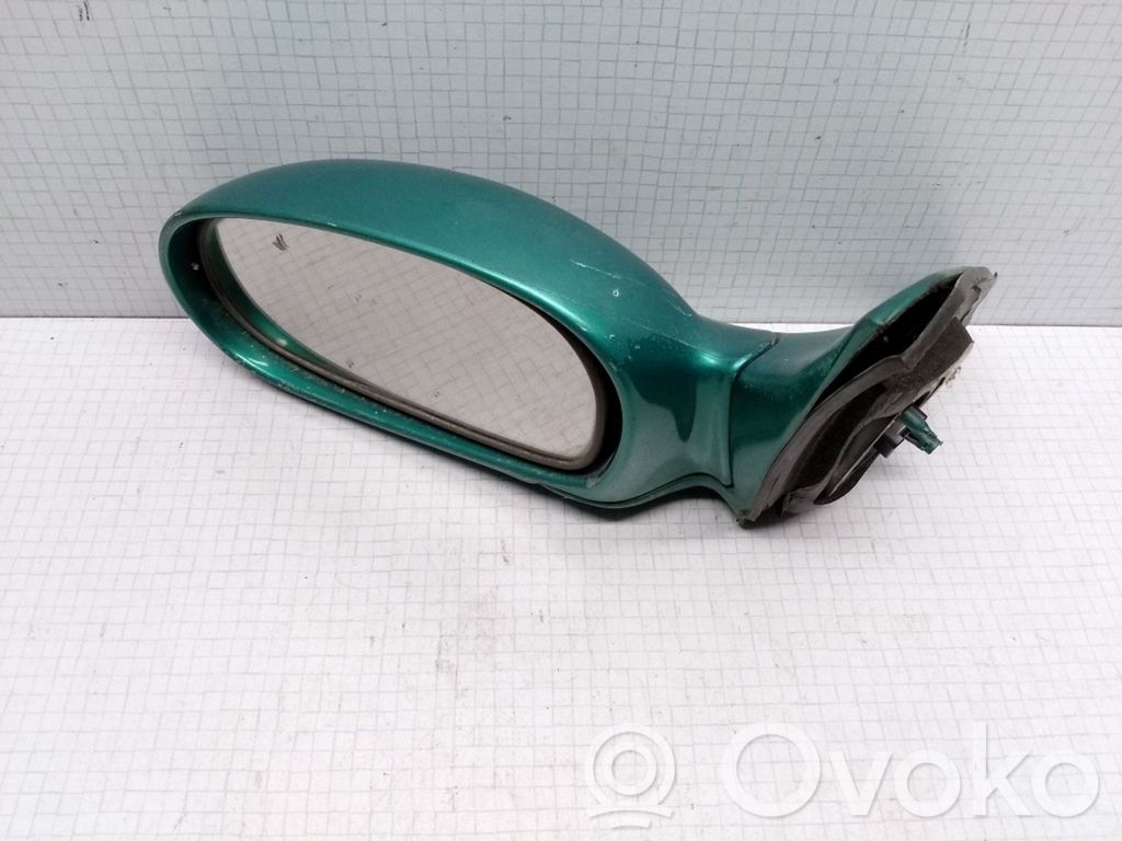 Elektryczne lusterko boczne drzwi przednich   010133,020133