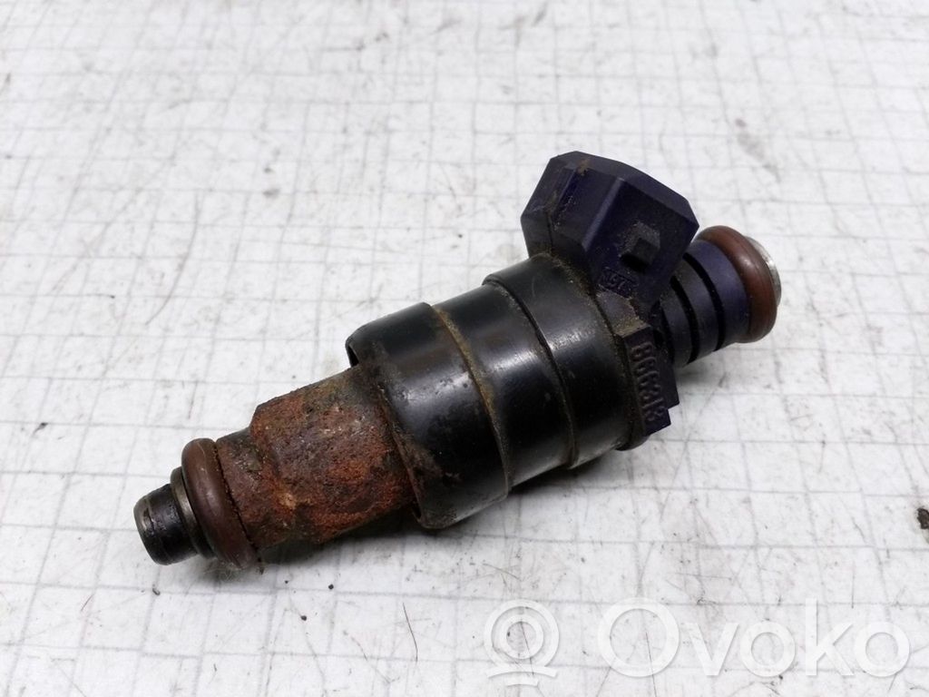Renault Megane I Fuel injector 