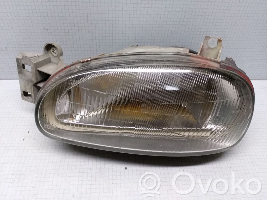 Mazda E2000 - E2200 Headlight/headlamp 