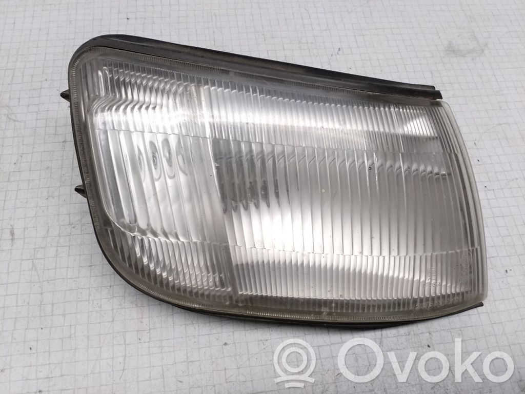 Mitsubishi Space Runner Front indicator light 