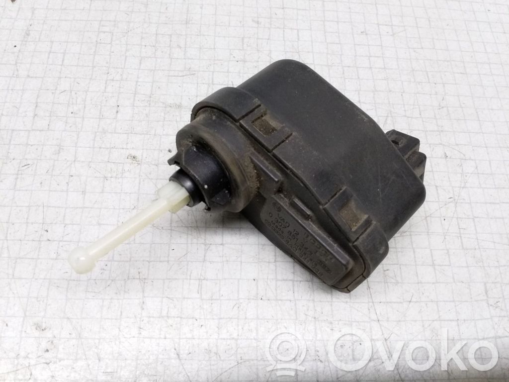 Volkswagen Caddy Headlight level adjustment motor 