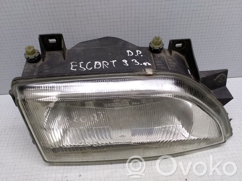 Ford Escort Headlight/headlamp 