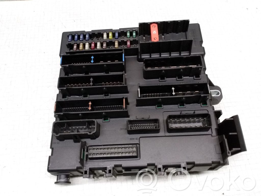 Opel Vectra C Fuse module 