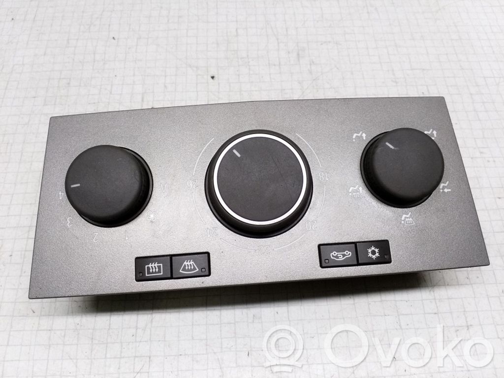 Opel Vectra C Climate control unit 
