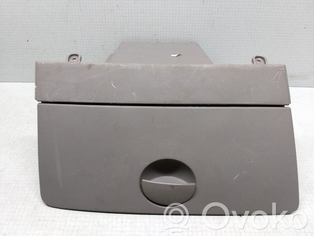 Fiat Panda II Hansikaslokerosarja 