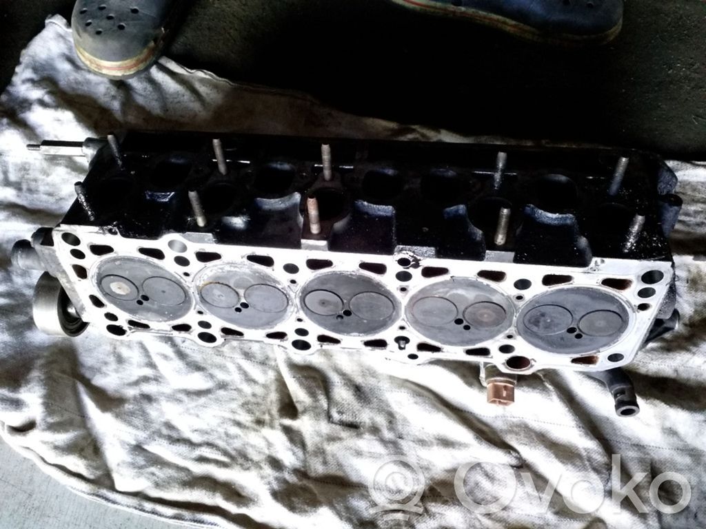Audi A6 S6 C4 4A Engine head 