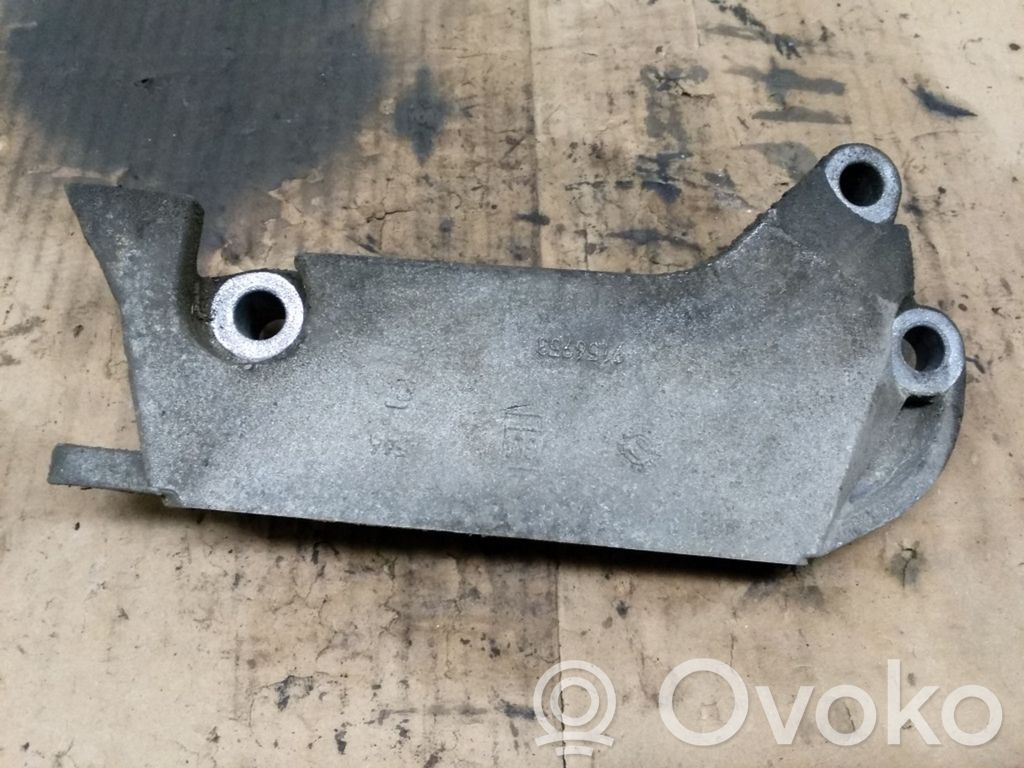 Opel Vectra C Engine mounting bracket 