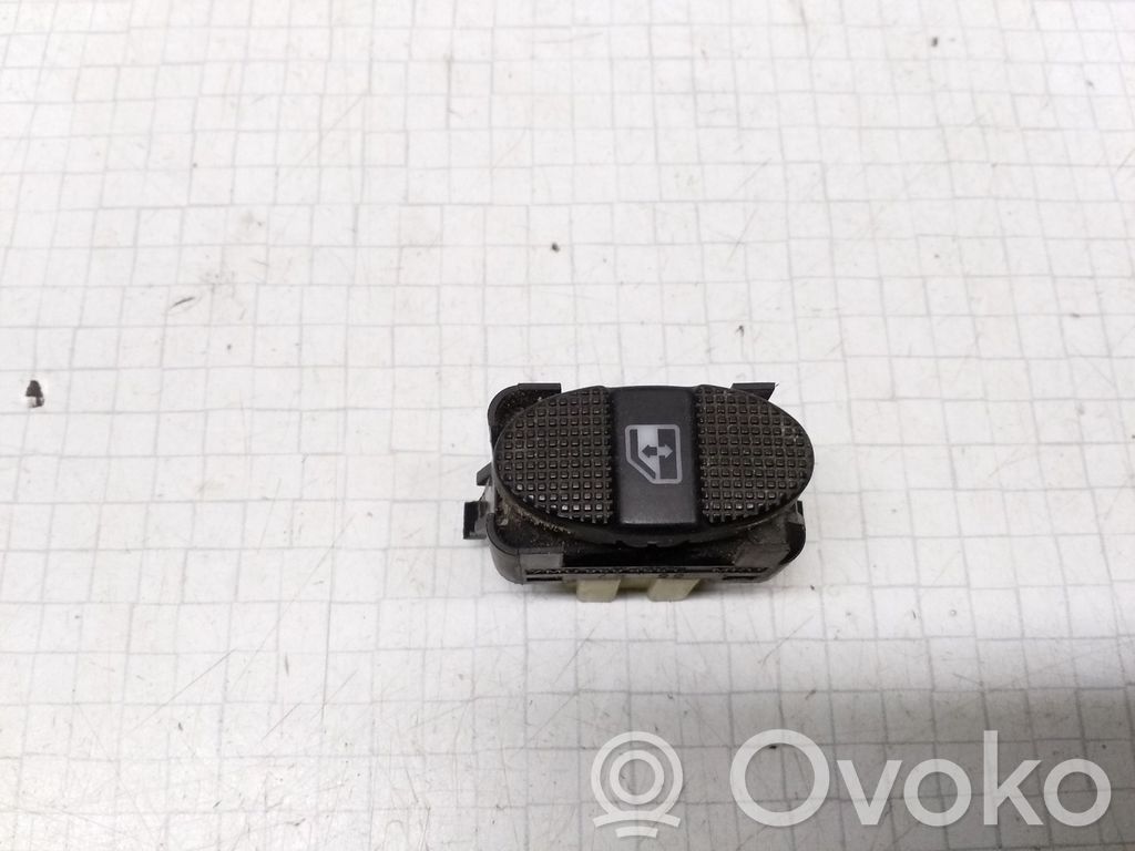 Seat Alhambra (Mk1) Electric window control switch 