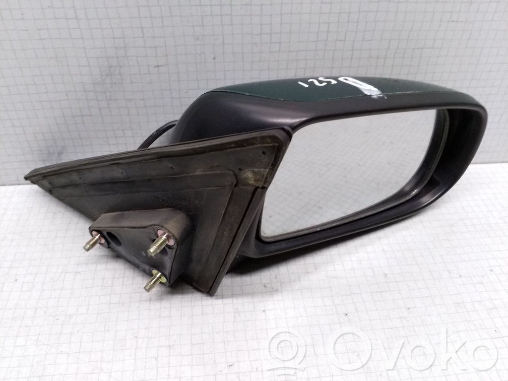 Mazda 626 Front door electric wing mirror 