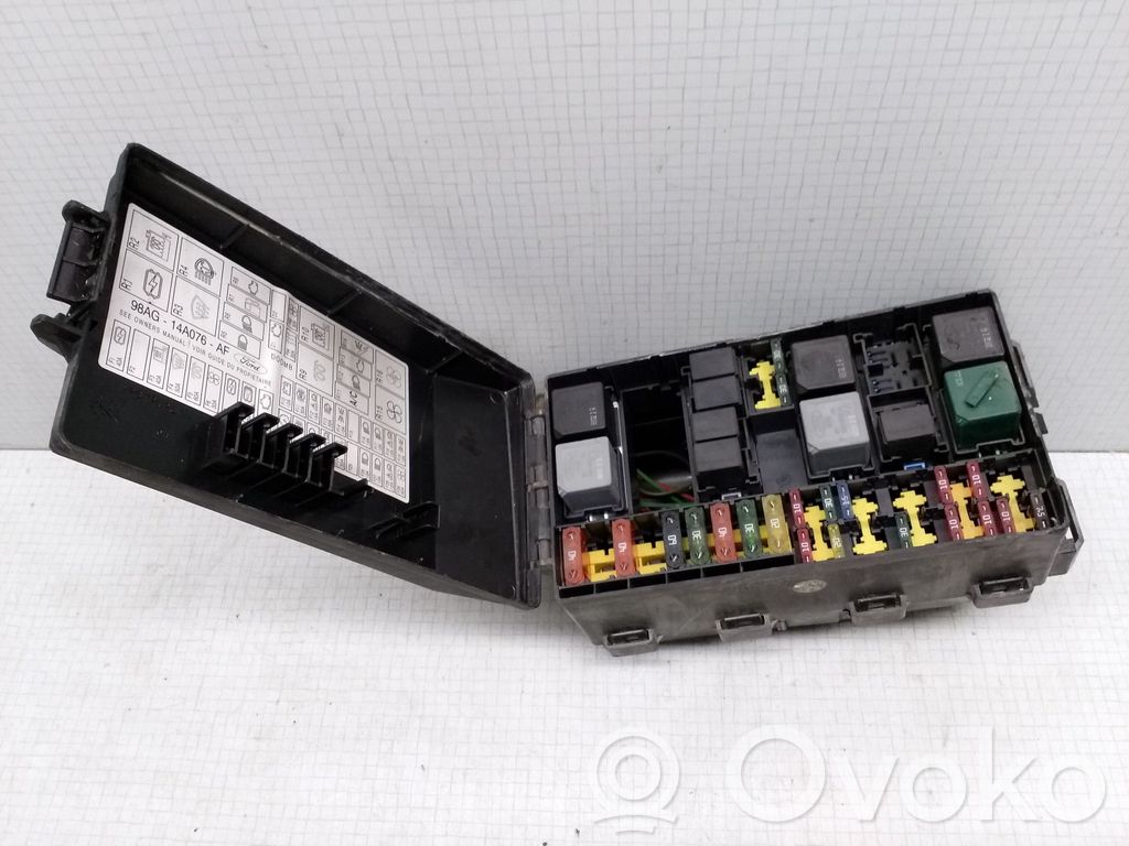 Ford Focus Fuse module 