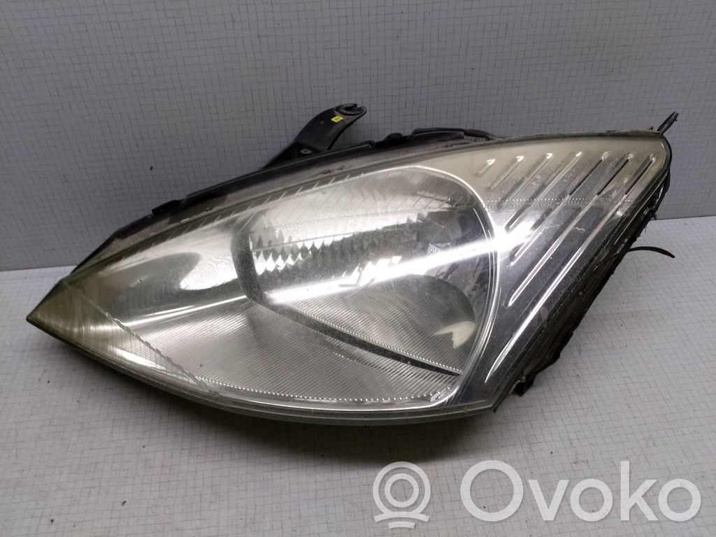 Ford Focus Scheinwerfer 