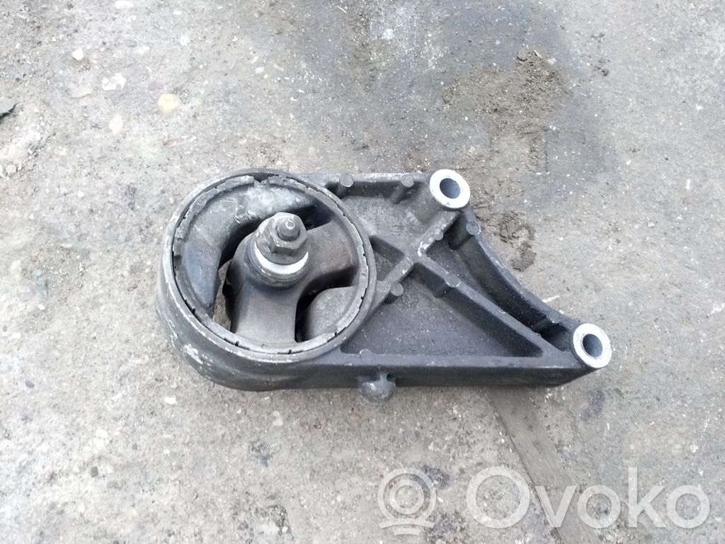 Opel Vectra C Engine mount bracket 