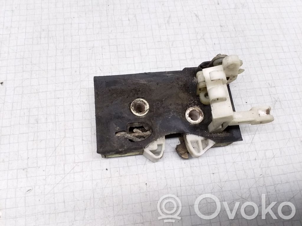 Audi 100 200 5000 C3 Zamek drzwi przednich 