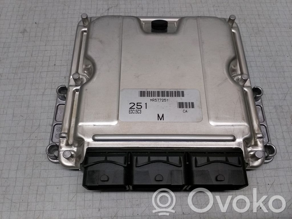 Engine control unit/module   MR577251,0281011611,8200319968