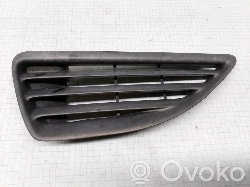 Renault Megane I Front grill 