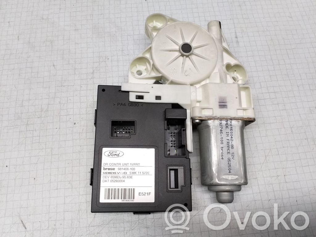 Ford Focus C-MAX Front door window regulator motor 
