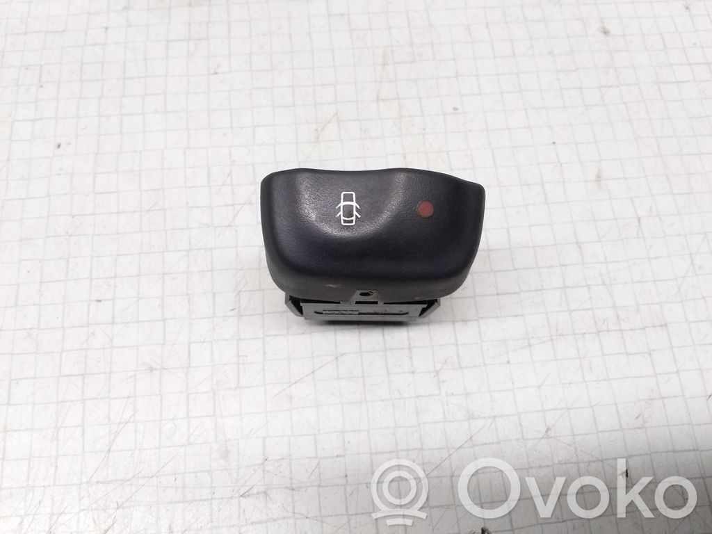 Renault Megane I Central locking switch button 