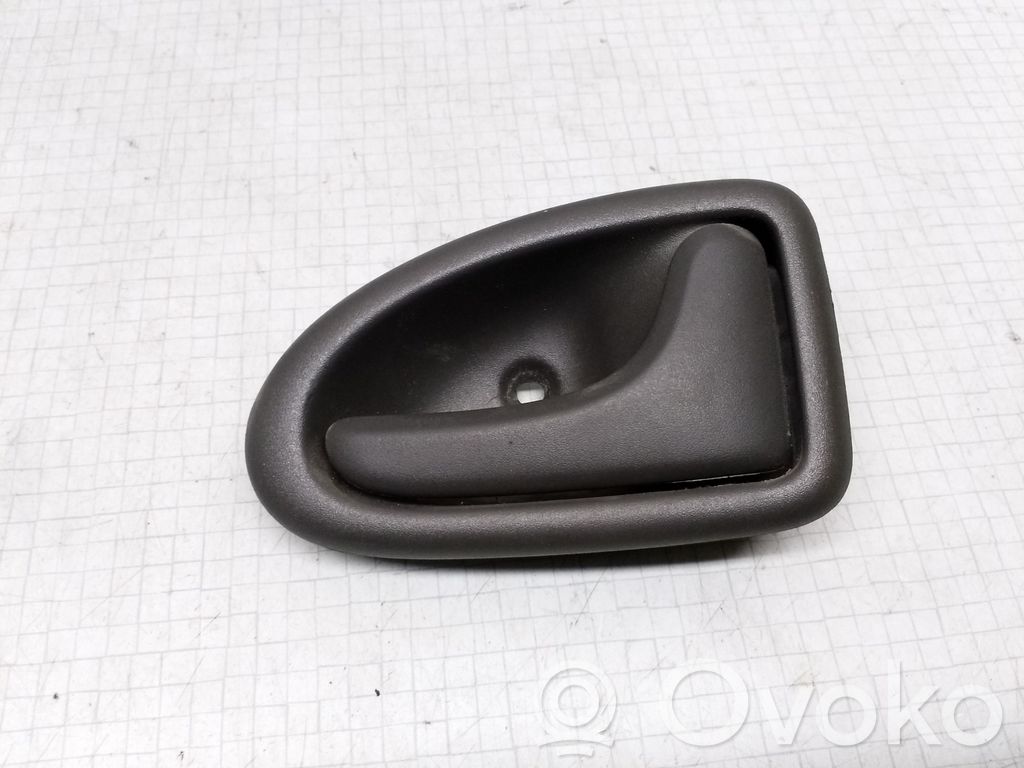 Renault Scenic I Takaoven sisäkahva 