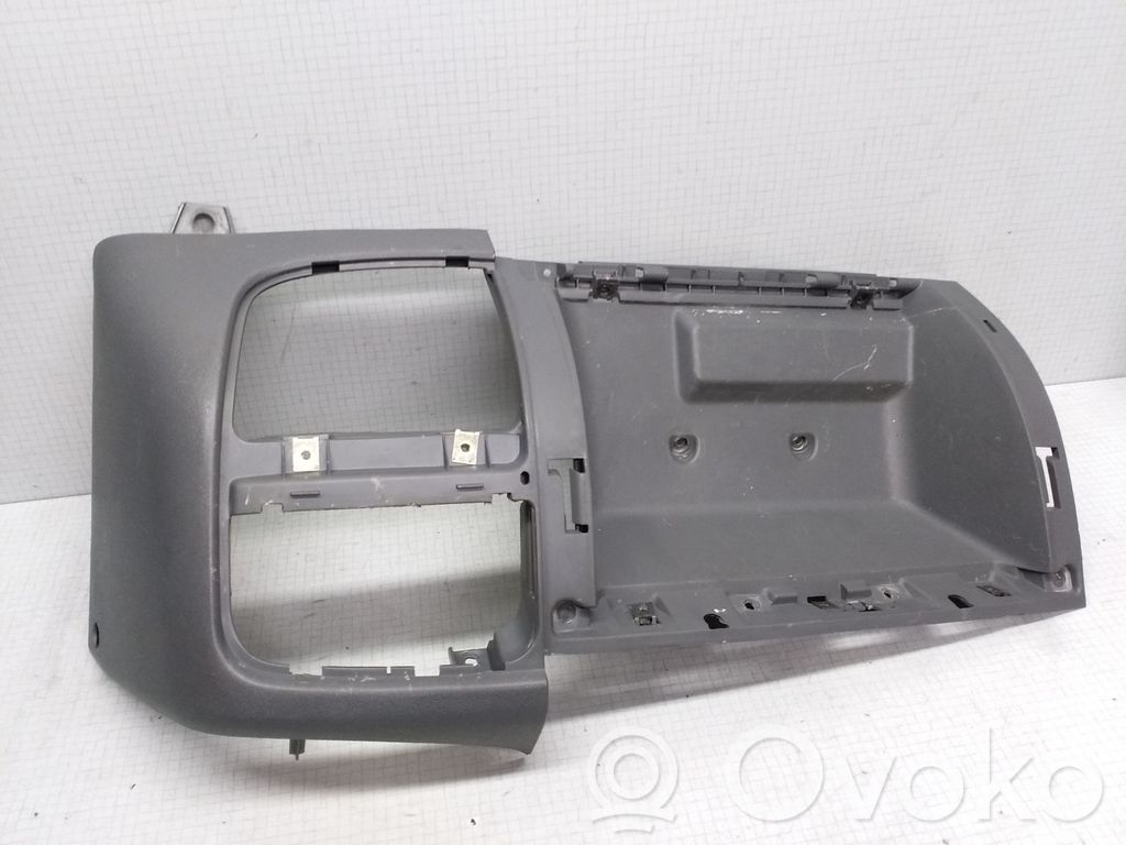 Boczny element deski rozdzielczej   130434601,130434602
