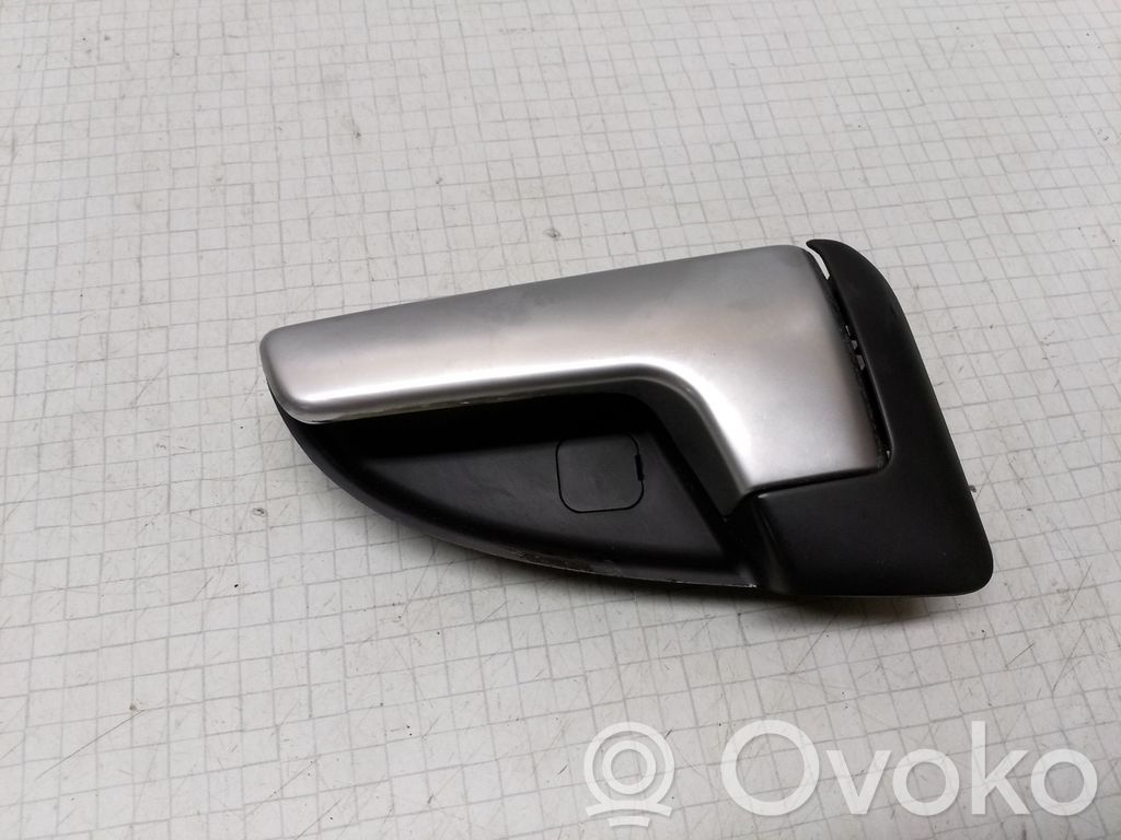 KIA Ceed Front door interior handle 