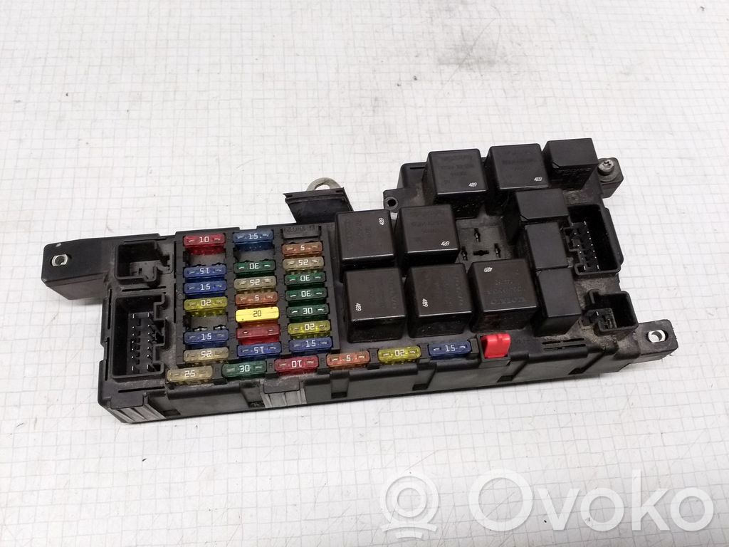 Volvo V70 Fuse module 