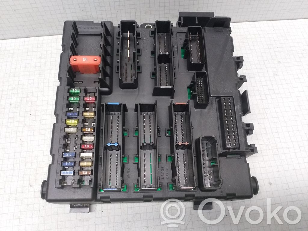 Opel Vectra C Modul siguranțe 