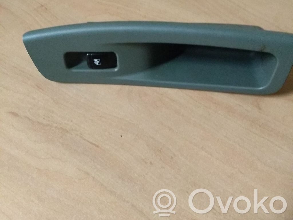 Chevrolet Nubira Electric window control switch 