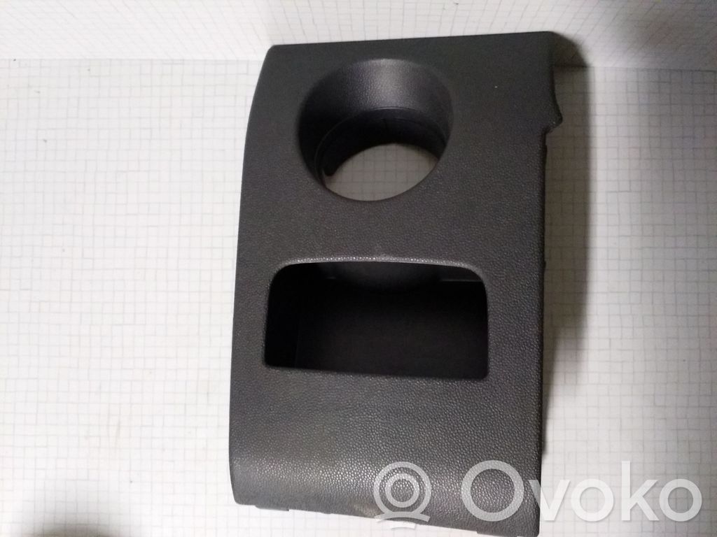 Opel Corsa D Kita panelės detalė 