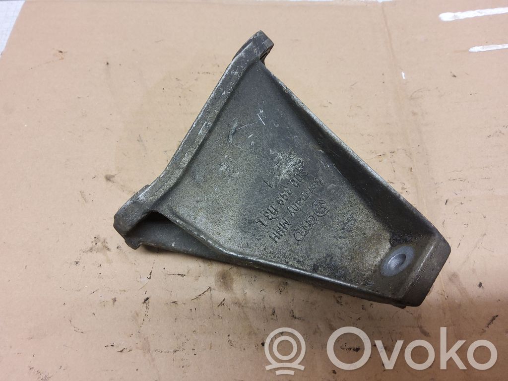 Audi A4 S4 B5 8D Gearbox mounting bracket 