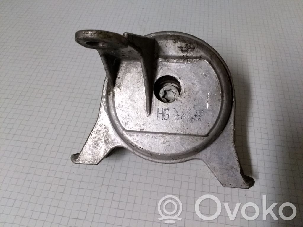 Opel Zafira A Engine mount bracket 
