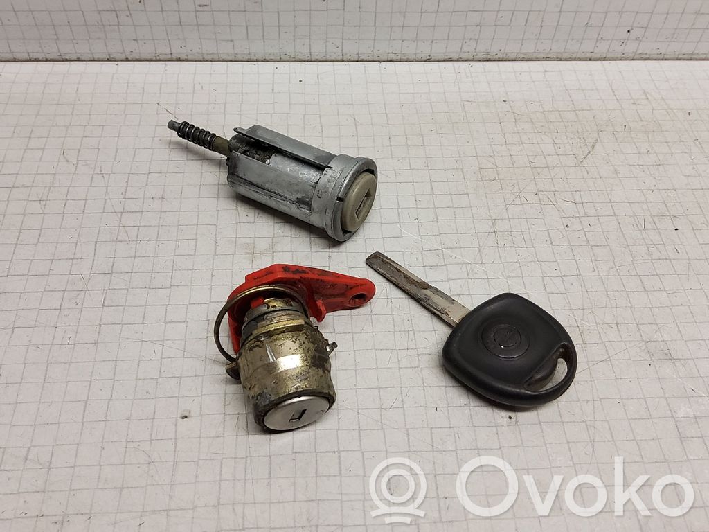 Opel Vectra B Zestaw zamków 